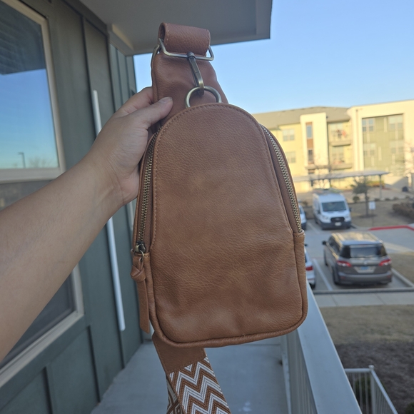Anthropologie Tan Leather Crossbody Bag - Picture 3 of 14